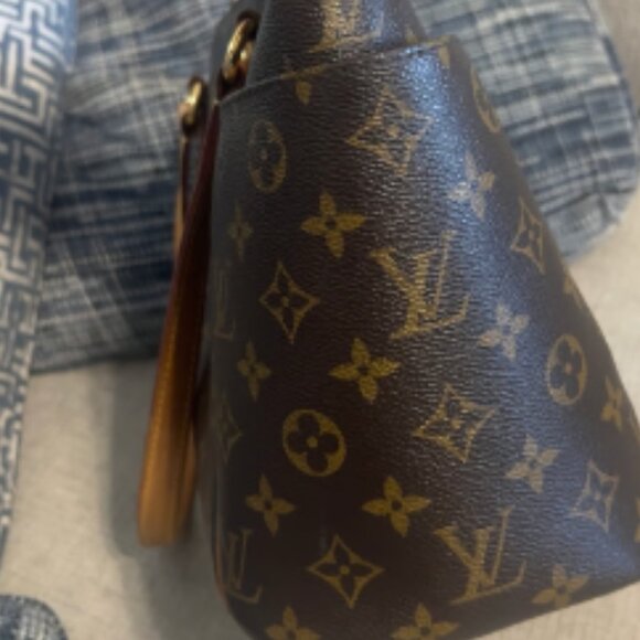 Genuine Louis Vuitton Totally Monogram PM Brown Shoulder Bag in great pre-loved - Picture 7 of 12
